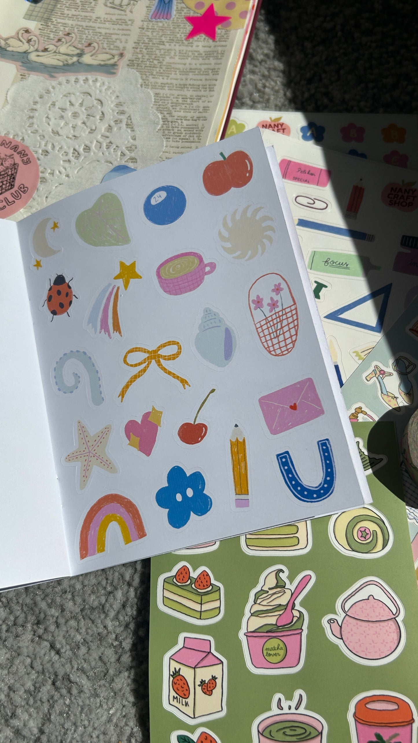 🍎 Sticker Lover Mini Book 🍎