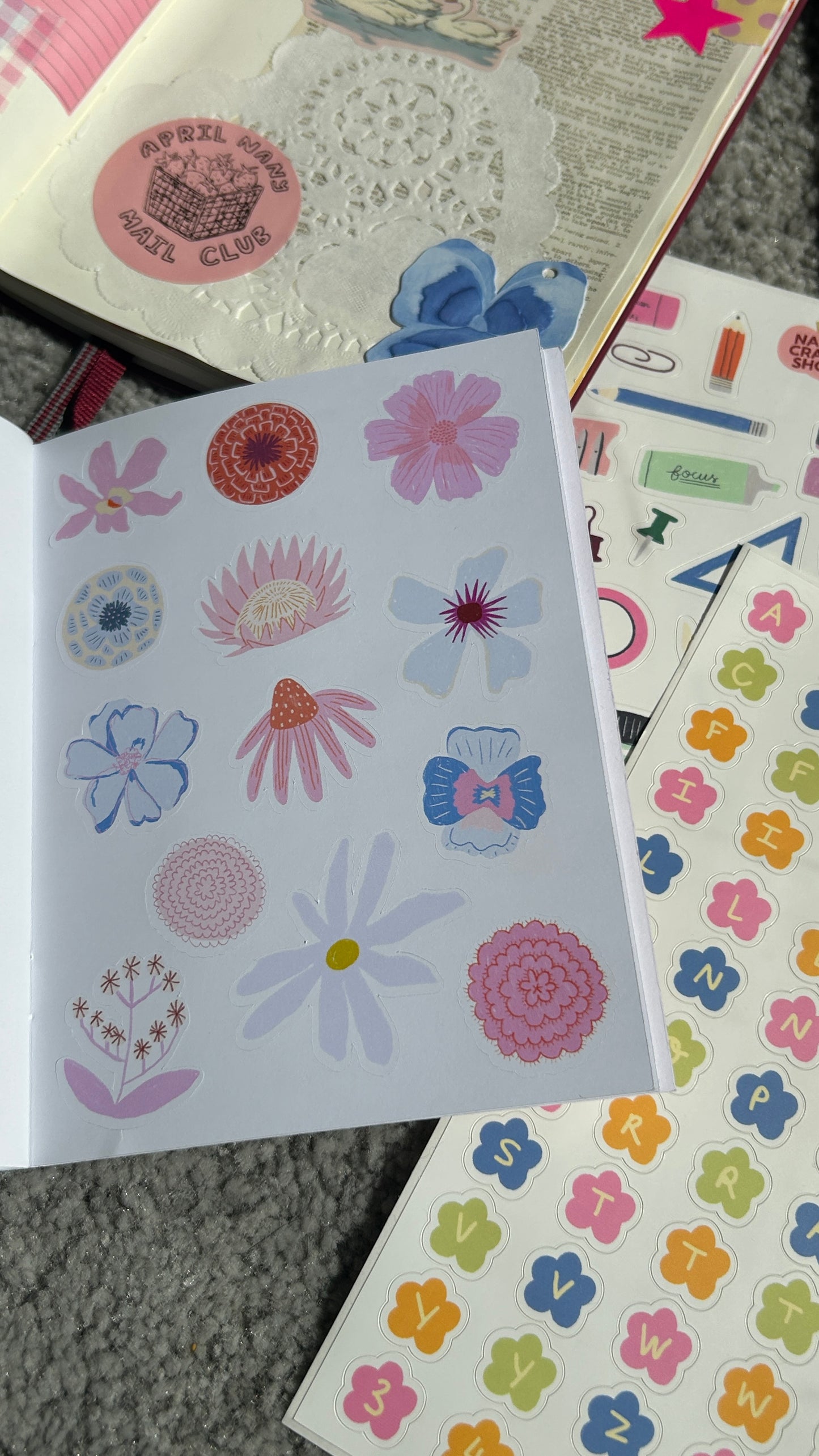 🍎 Sticker Lover Mini Book 🍎