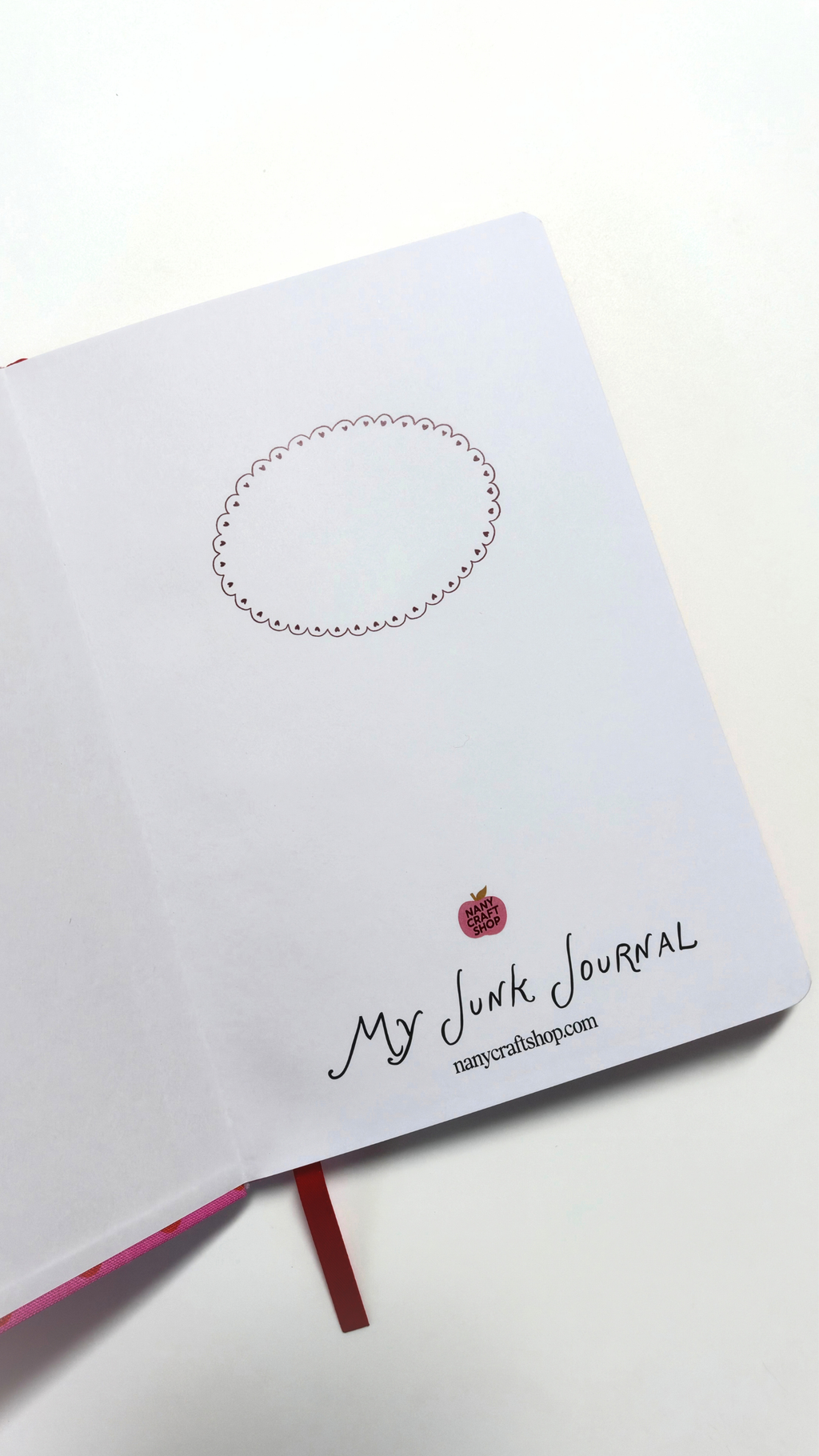 Carnet de journaling blanc My Junk Journal avec motif de baie et ruban marque page par Nany Craft Shop dans la collection tous les produits