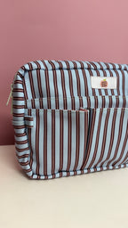 Trousse en tissu rayé bleu clair et bordeaux avec poche avant pour la papeterie Nany Craft Shop tous les produits