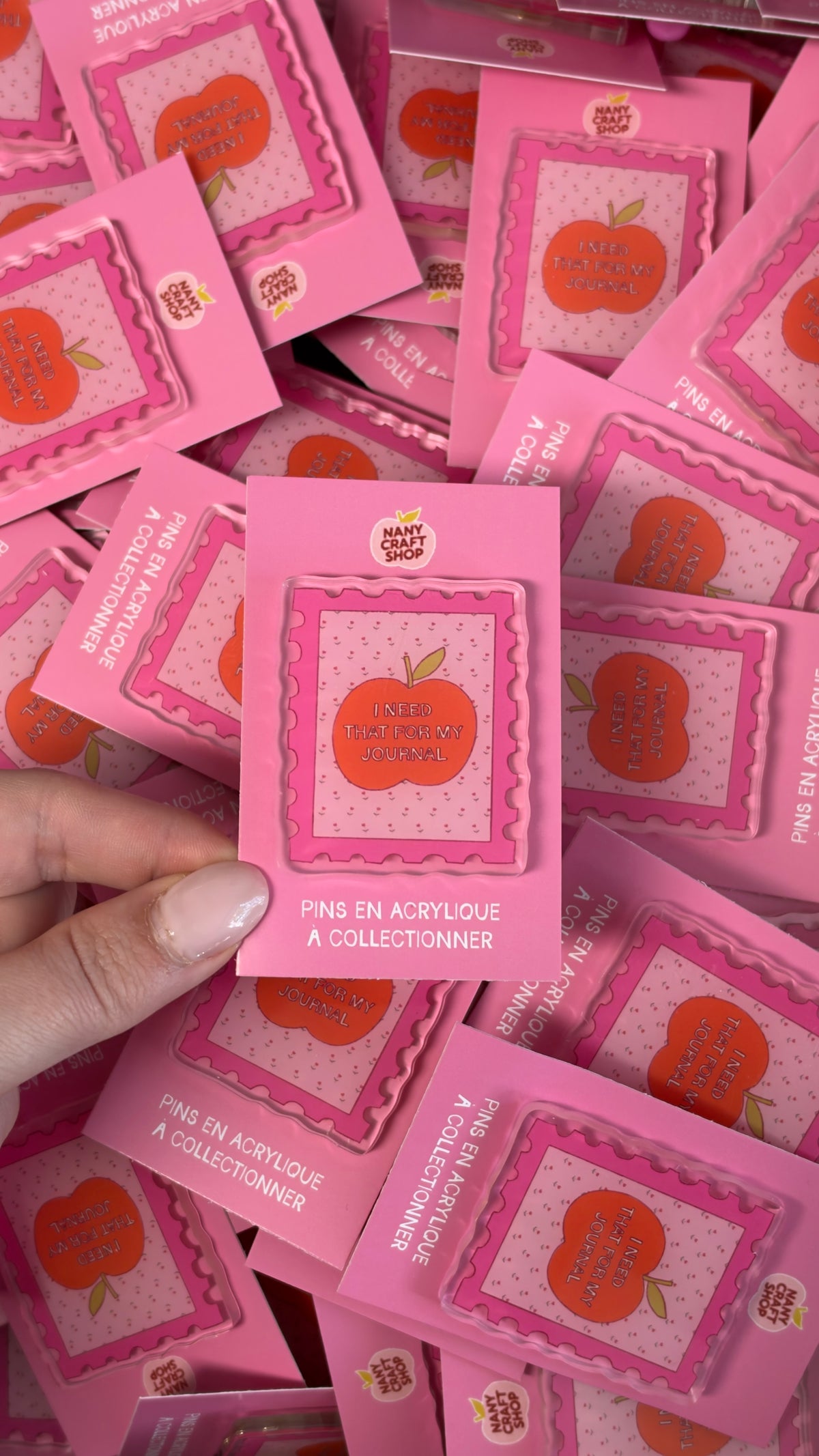 Lot de petites cartes style timbre rose avec médaillon orange