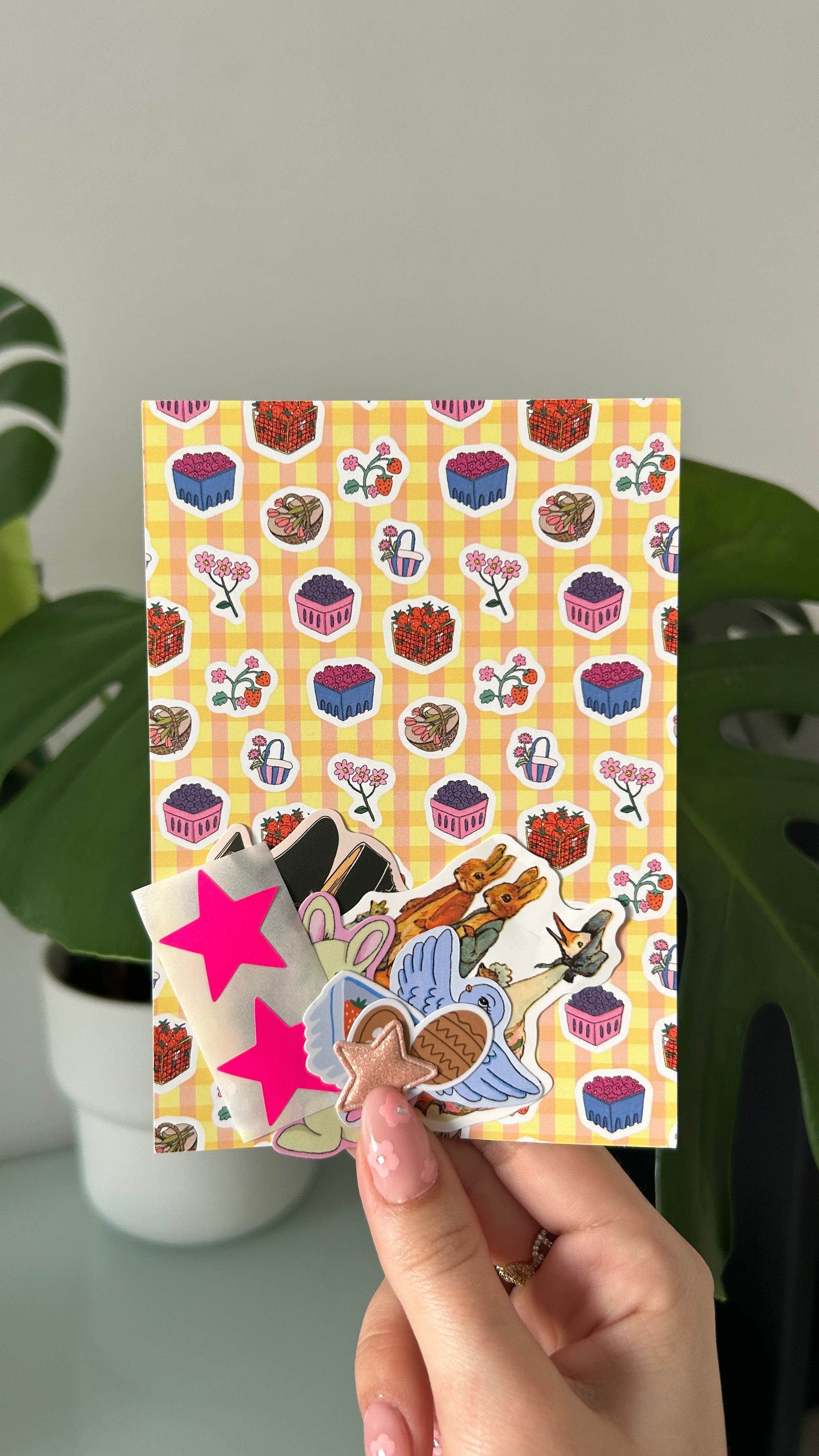 Avril Nany Junk Mail 🍎