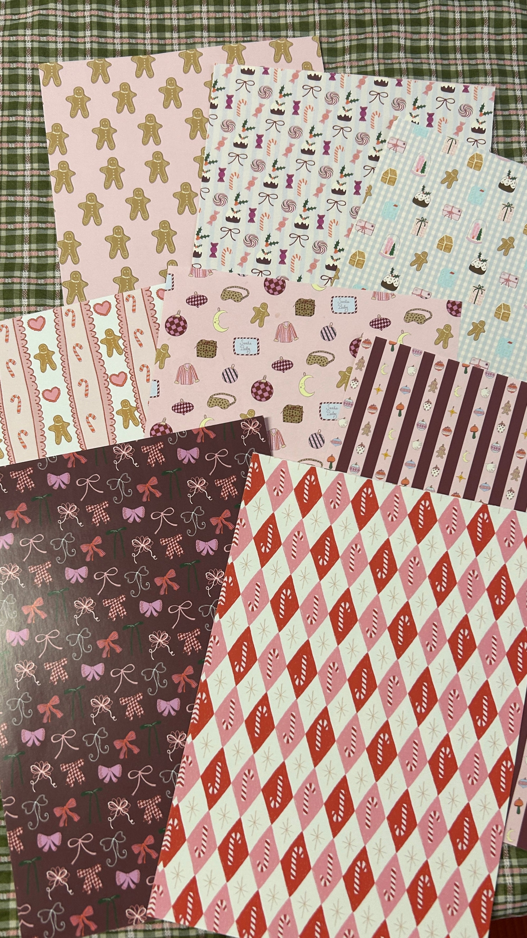 Kit feuilles de motifs de Noël A5 x8