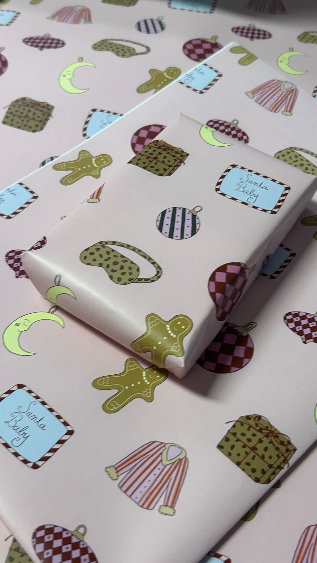 Papier cadeau Santa Baby ❄️